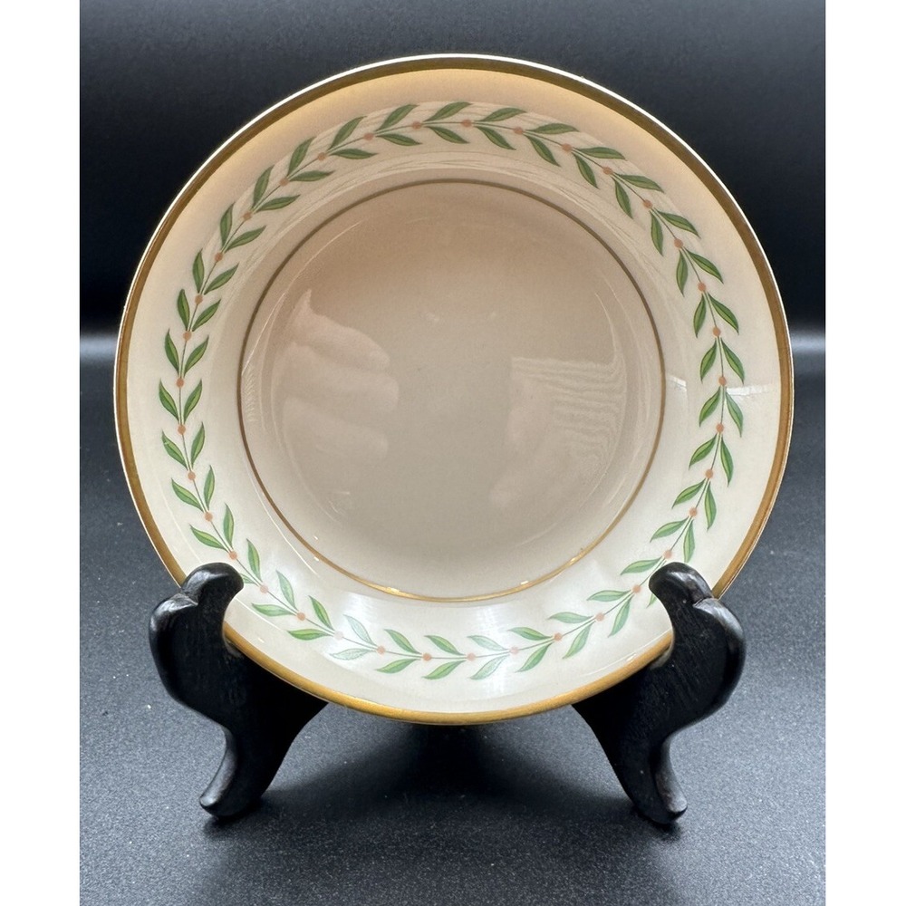 Syracuse Greenwood Old Ivory Dessert Bowls 5"